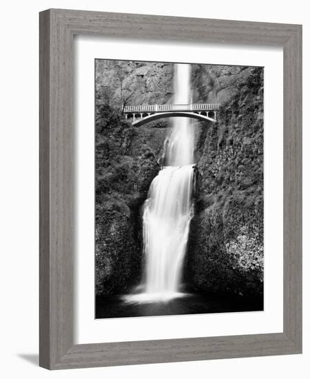 Multnomah Falls, Colombia River Gorge, Oregon 92-Monte Nagler-Framed Photographic Print