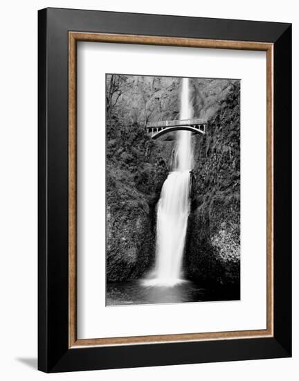 Multnomah Falls, Oregon-null-Framed Premium Giclee Print