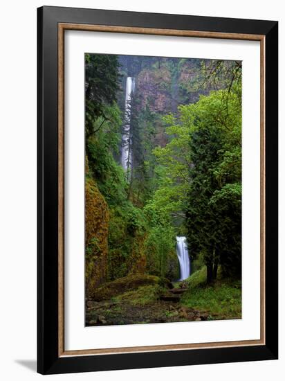 Multnomah Falls Spring-Ike Leahy-Framed Photographic Print