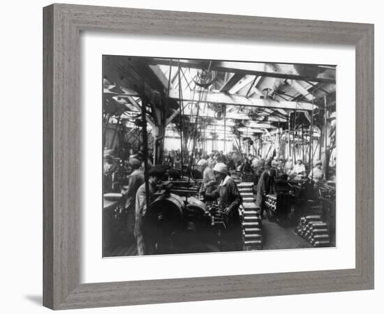 Munitions Factory, London, World War I, 1914-1918-Haua-Framed Premium Photographic Print