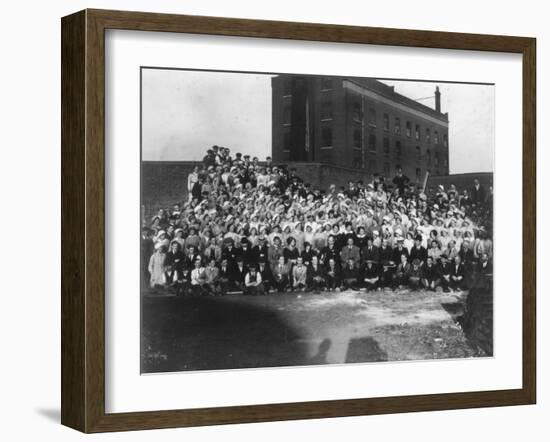 Munitions Factory Workers, London, World War I, 1914-1918-Haua-Framed Photographic Print