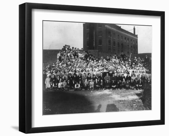 Munitions Factory Workers, London, World War I, 1914-1918-Haua-Framed Photographic Print