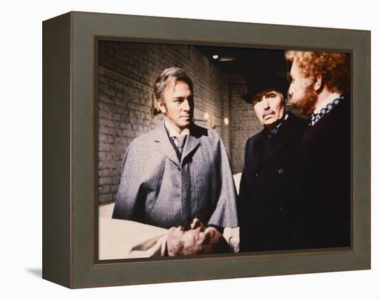 MURDER BY DECREE, 1979 directed by BOB CLARK Christopher Plummer, James Mason and Anthony Quayle (p-null-Framed Stretched Canvas