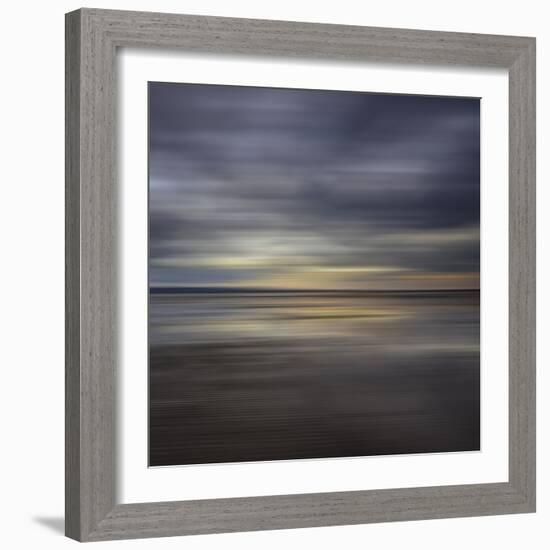 Muse-Doug Chinnery-Framed Photographic Print