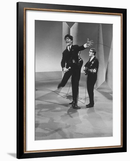 Music Vocal Group "Freddie and the Dreamers"-John Loengard-Framed Premium Photographic Print