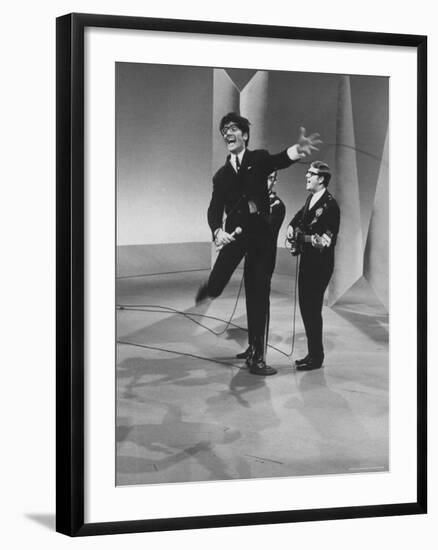 Music Vocal Group "Freddie and the Dreamers"-John Loengard-Framed Premium Photographic Print