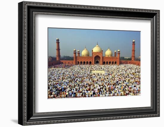 Muslim Gathering for Eid Prayers at Badshahi Masjid, Lahore, Pakistan-Yasir Nisar-Framed Photographic Print