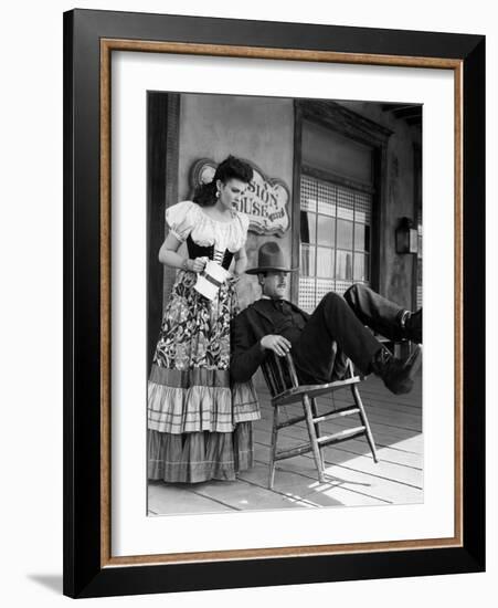 My Darling Clementine, Linda Darnell, Henry Fonda (As Wyatt Earp), 1946-null-Framed Photo