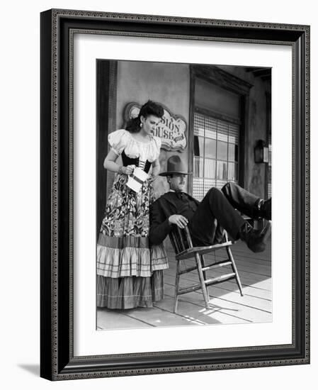 My Darling Clementine, Linda Darnell, Henry Fonda (As Wyatt Earp), 1946-null-Framed Photo