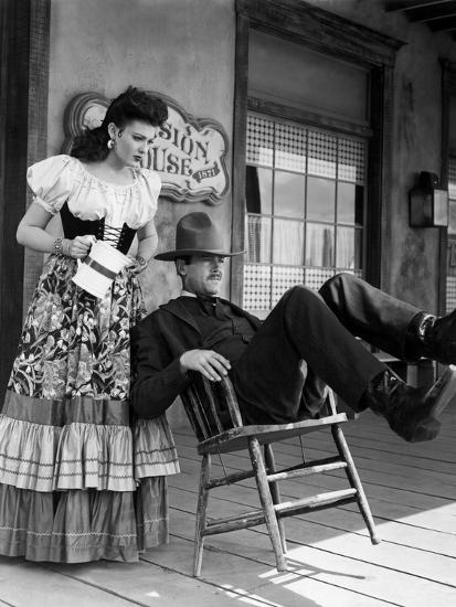 My Darling Clementine Linda Darnell Henry Fonda As Wyatt Earp 1946 Photo Art Com