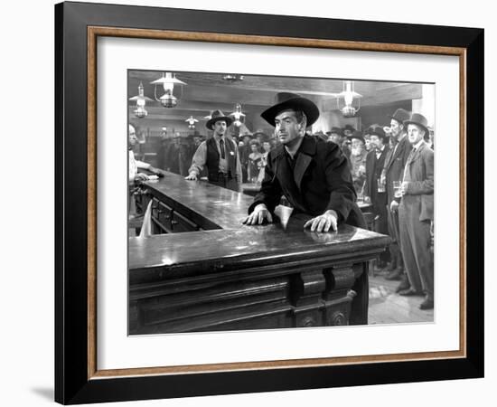 My Darling Clementine, Victor Mature, 1946-null-Framed Photo