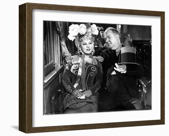 My Little Chickadee, Mae West, W.C. Fields, 1940-null-Framed Photo