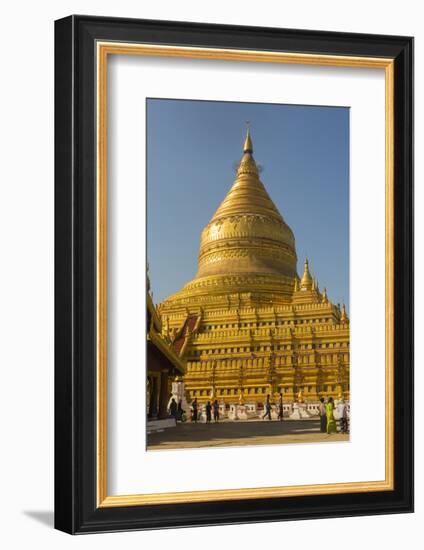 Myanmar. Bagan. Nyaung U. Shwezigon Pagoda-Inger Hogstrom-Framed Photographic Print