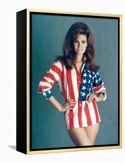 Myra Breckinridge De Michaelsarne Avec Raquel Welch, 1970-null-Framed Stretched Canvas