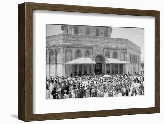 Nahas Pasha's visit to Dome of the Rock, 1943-null-Framed Photographic Print
