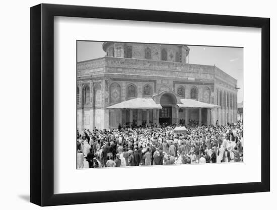 Nahas Pasha's visit to Dome of the Rock, 1943-null-Framed Photographic Print