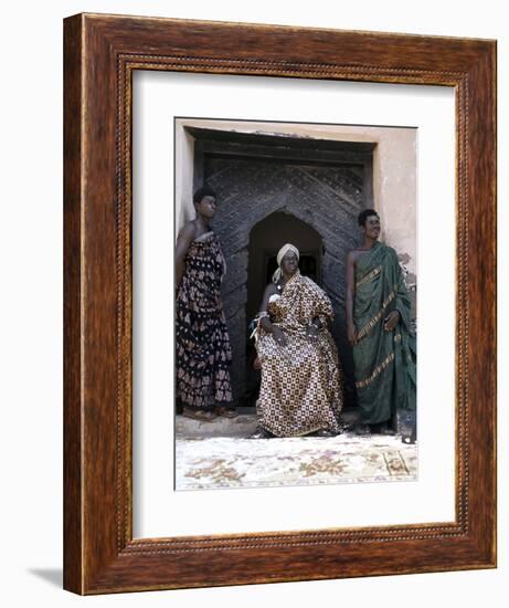 Nana Amonu X, Fante Omanhene of Anomabu, and two members of his court, Ghana, 1977-Werner Forman-Framed Photographic Print