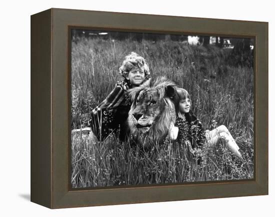 Napoleon and Samantha Avec Johnny Whitaker Et Jodie Foster 1972-null-Framed Stretched Canvas