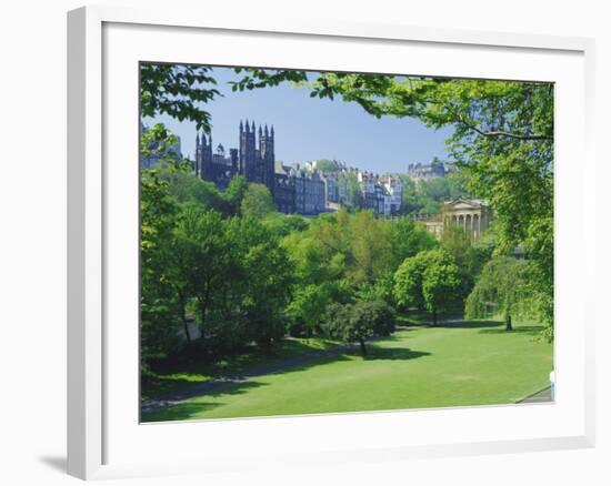 National Gallery and Princes Street Gardens, Edinburgh, Lothian, Scotland, UK, Europe-Peter Scholey-Framed Photographic Print