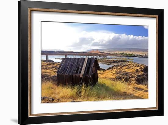 Native Indian Abandoned Building-sphraner-Framed Photographic Print