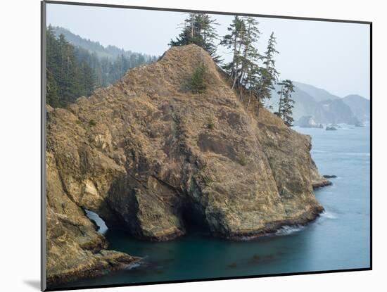 Natural Bridge at Coast, Thunder Cove, Oregon Coast, Brookings, Curry County, Oregon, Usa-null-Mounted Photographic Print