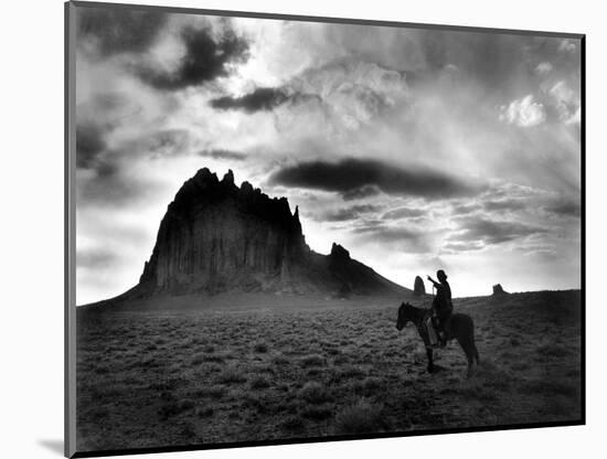 Navajo Man, C1915-William Carpenter-Mounted Photographic Print