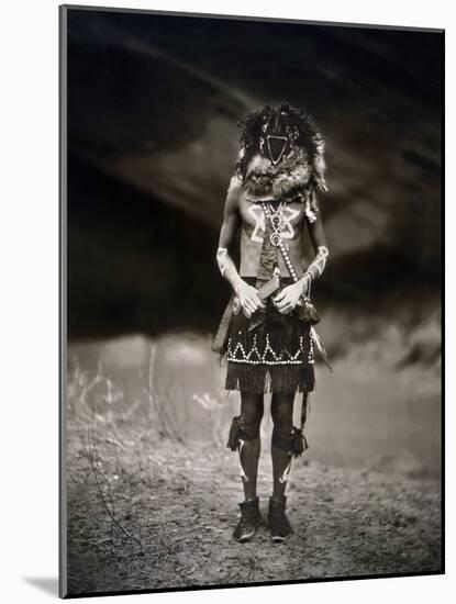 Navajo Ritual, C1904-Edward S. Curtis-Mounted Photographic Print