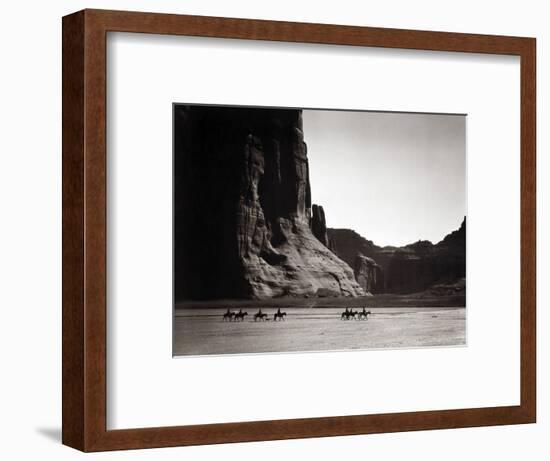 Navajos: Canyon De Chelly, 1904-Edward S^ Curtis-Framed Photographic Print