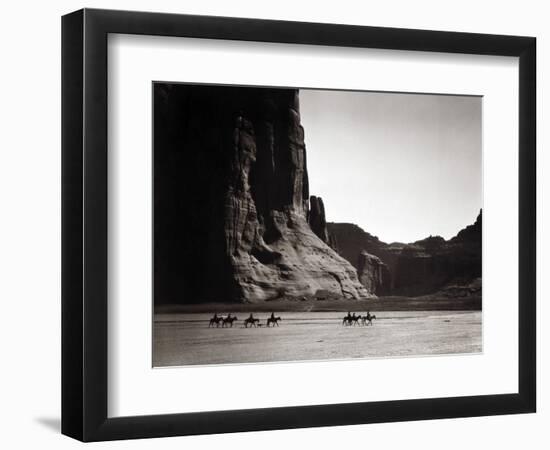 Navajos: Canyon De Chelly, 1904-Edward S^ Curtis-Framed Photographic Print