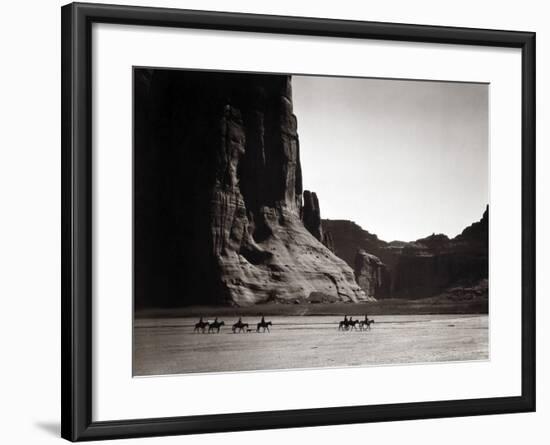 Navajos: Canyon De Chelly, 1904-Edward S^ Curtis-Framed Photographic Print