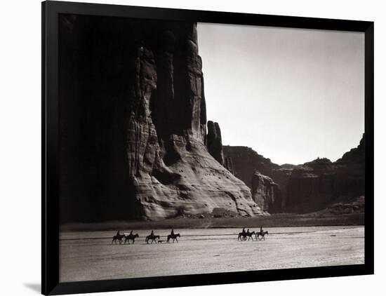 Navajos: Canyon De Chelly, 1904-Edward S^ Curtis-Framed Photographic Print