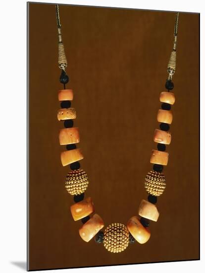 Necklace in Macro-Granular Wrought Gold and Coral, Yemen, 19th-20th Century-null-Mounted Giclee Print