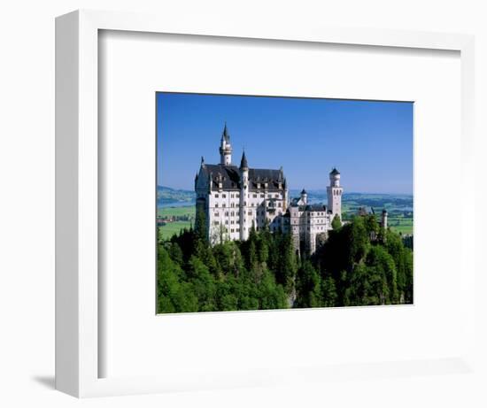 Neuschwanstein Castle, Bavaria, Germany-Steve Vidler-Framed Photographic Print