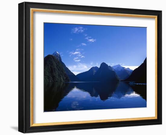 Neuseeland, Sv¼dinsel, Milford Sound, Berglandschaft, Mitre Peak, New Zealand, See-Thonig-Framed Photographic Print