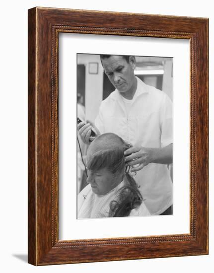 New U.S. Army draft recruit getting his hair cut by a barber, May 15 1967-Warren K. Leffler-Framed Photographic Print