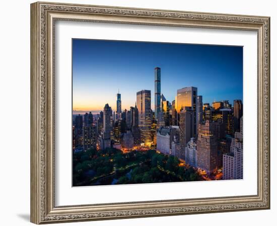 New York City - Amazing Sunrise over Central Park and Upper East Side Manhattan - Birds Eye / Aeria-dellm60-Framed Photographic Print