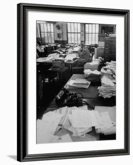 New York City Newspaper Strike, Photo-Engravers on Strike, Nearly Empty Newsroom of the Daily News-Ralph Morse-Framed Photographic Print