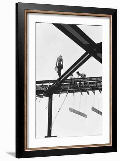 New York City, Untitled 7, c.1953-64-Nat Herz-Framed Photographic Print