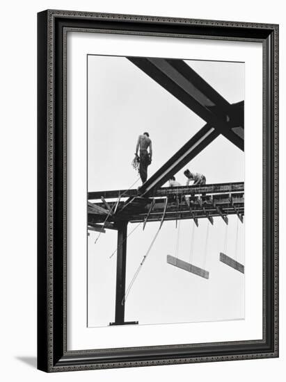 New York City, Untitled 7, c.1953-64-Nat Herz-Framed Photographic Print