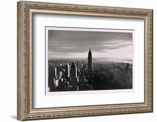 New York City, Untitled 9, c.1953-64-Nat Herz-Framed Photographic Print