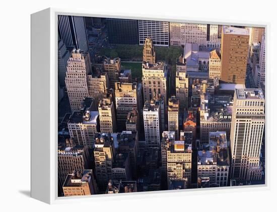 New York City-Lauree Feldman-Framed Premier Image Canvas