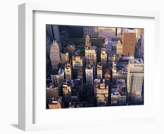 New York City-Lauree Feldman-Framed Photographic Print