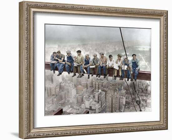 New York Construction Workers Lunching on a Crossbeam-null-Framed Photographic Print