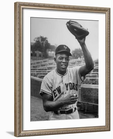 New York Giants Baseball Player Willie Mays-null-Framed Photographic Print