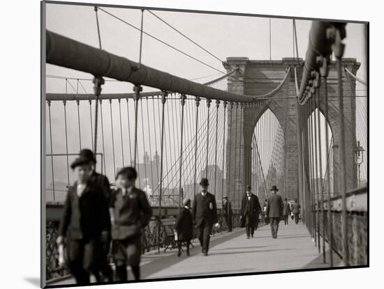 New York, N.Y. Brooklyn Bridge-null-Mounted Photo