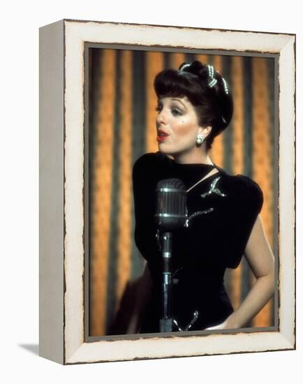 NEW-YORK NEW-YORK, 1980 directed by MARTIN SCORSESE Liza Minnelli (photo)-null-Framed Stretched Canvas