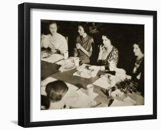 New York Office Girls Taking their Lunch Break-null-Framed Photographic Print