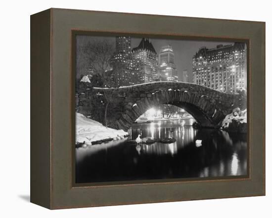 New York Pond in Winter-Bettmann-Framed Premier Image Canvas