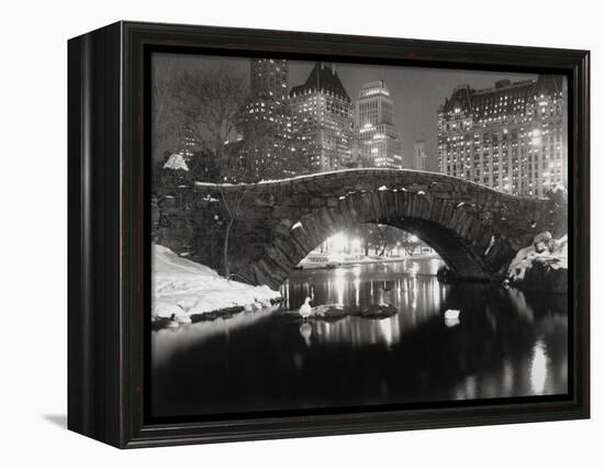 New York Pond in Winter-Bettmann-Framed Premier Image Canvas