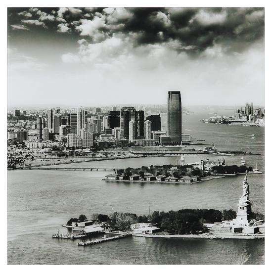 New York Skyline A Free Floating Tempered Glass Panel Graphic Wall Art Alternative Decor By Com